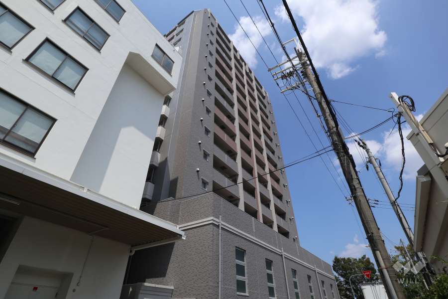 セーリオ千里中央グラントレンザの外観（南西側から）