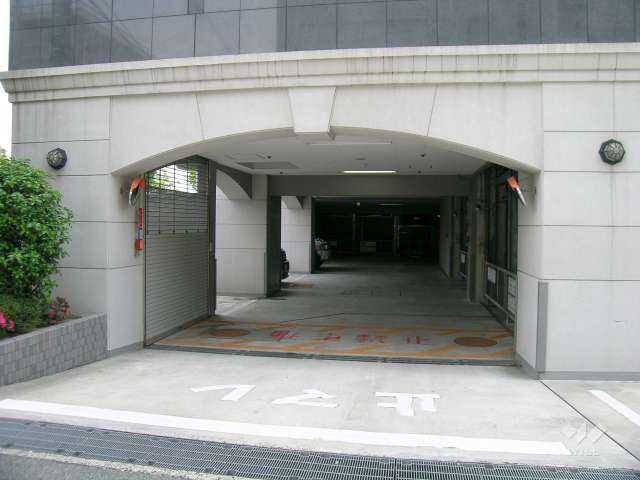 1階部分にある駐車場