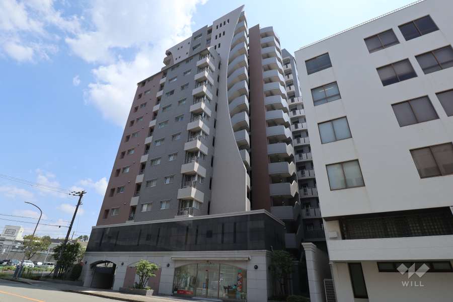 セーリオ千里中央グラントレンザの外観（北西側から）