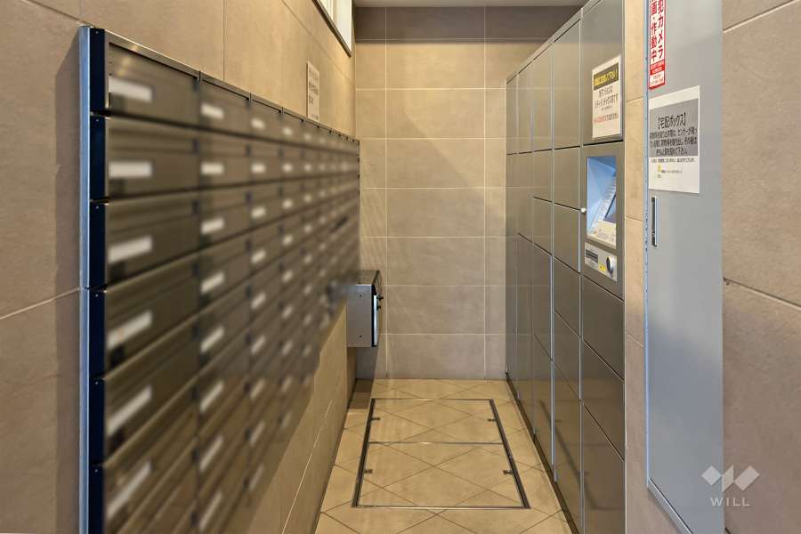 宅配ボックスと共用ポスト