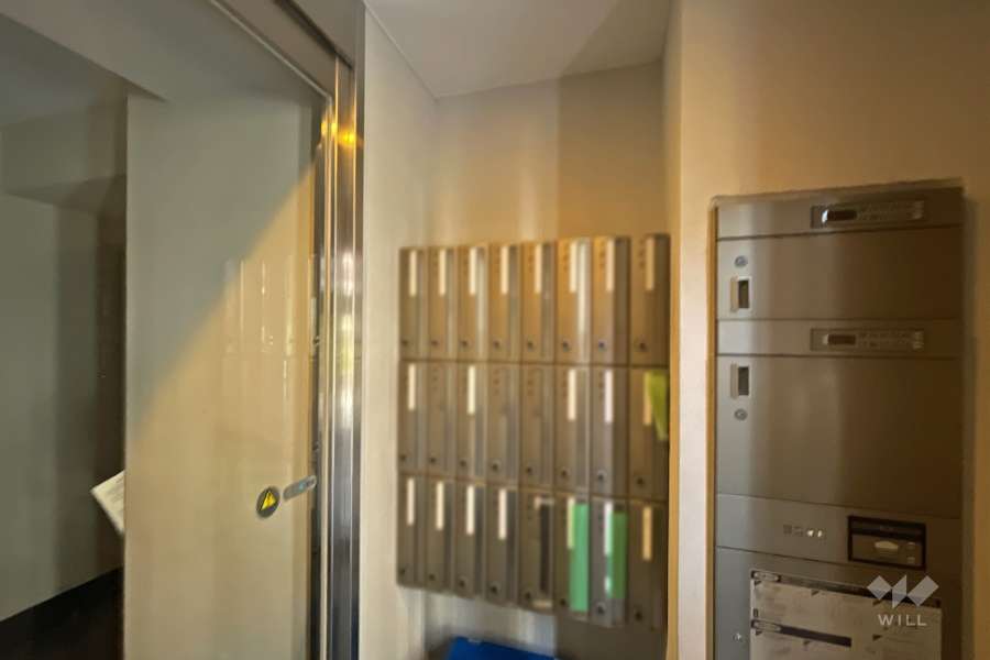 共用ポストと宅配ボックス