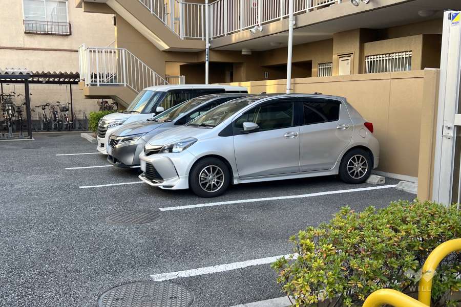 敷地内駐車場（屋外平面式）