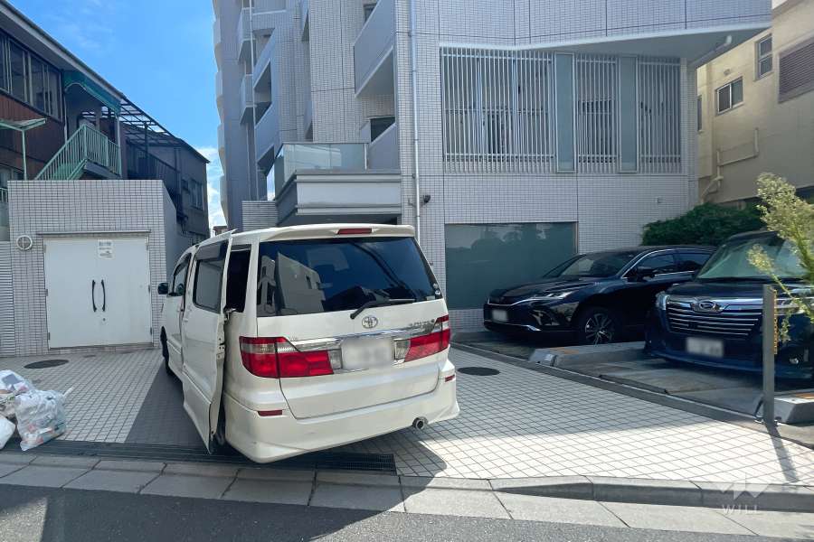 敷地内駐車場（屋外平面式）