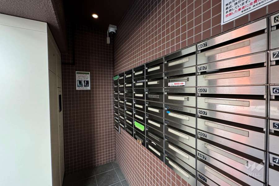 宅配ボックスと共用ポスト