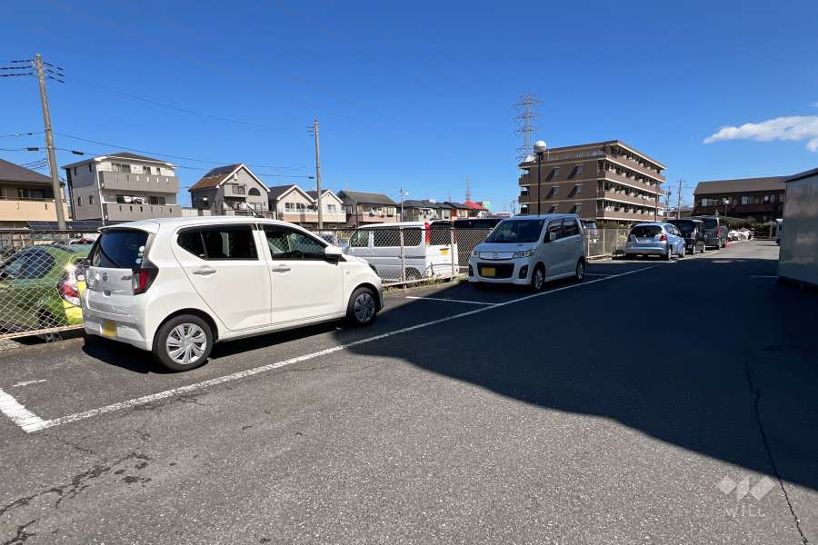 敷地内駐車場（屋外平面式）