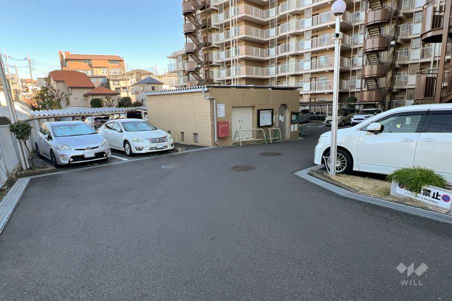 敷地内駐車場（屋外平面式）