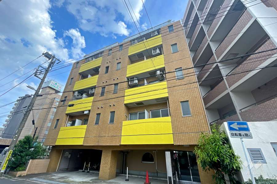 アーバンヒルズ西川口の外観（北西側から）