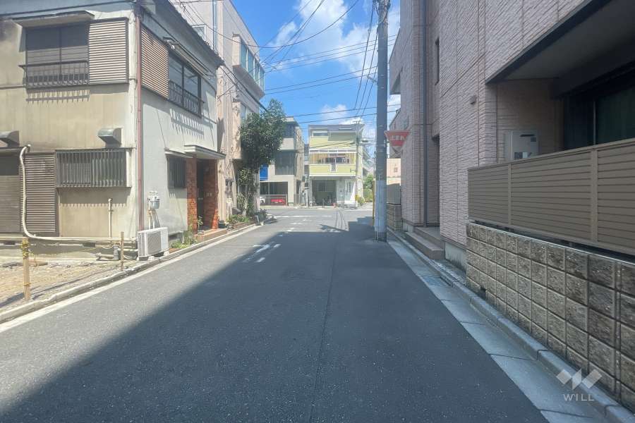 敷地東側の前面道路　
