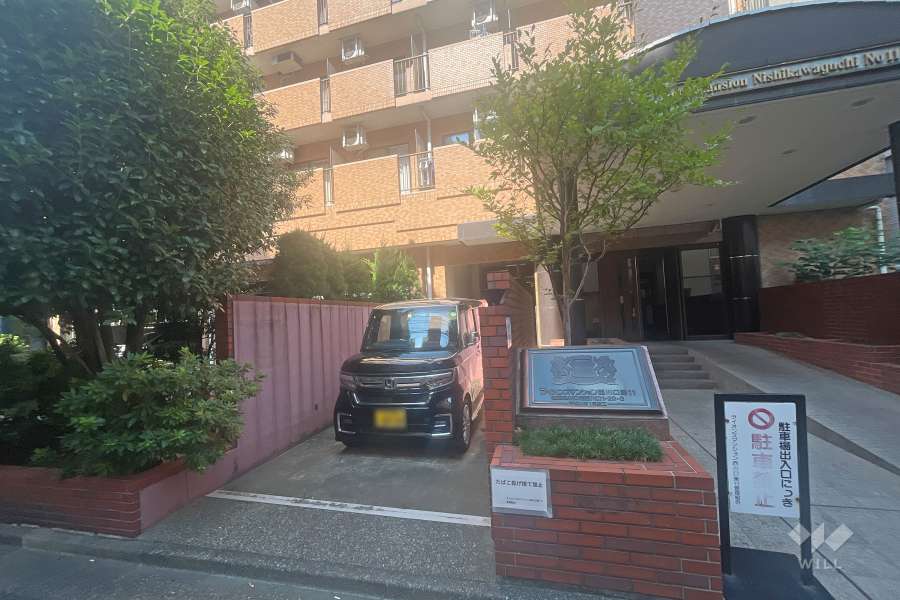 敷地内駐車場（屋外平面式）