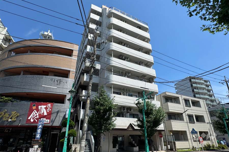 ホーユウコンフォルト西川口の外観（南西側から）