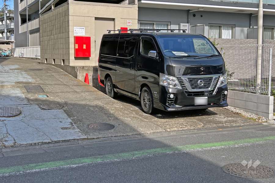 敷地内駐車場（屋外平面式）
