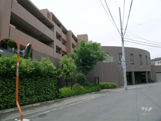 グランノア箕面の外観（北東側から）