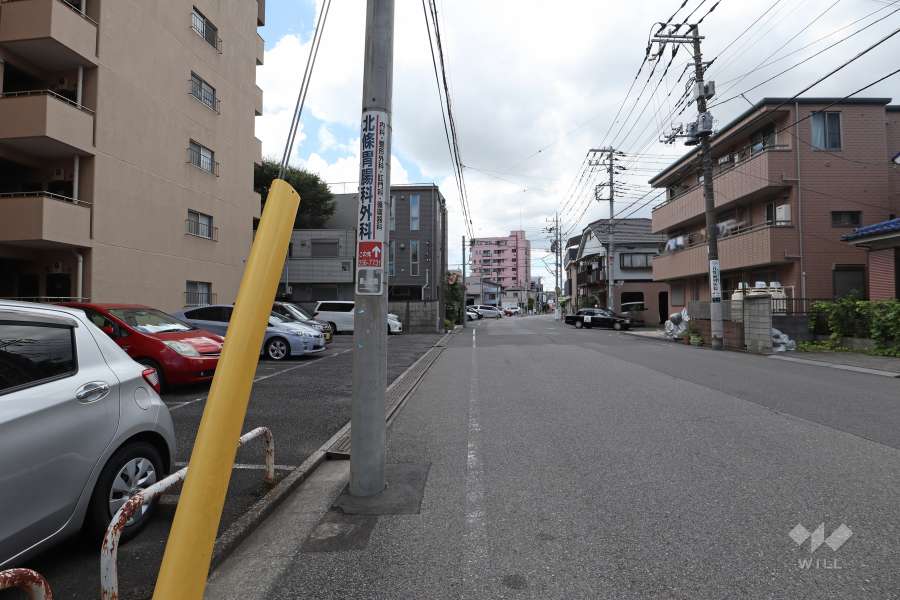敷地北側の前面道路　　