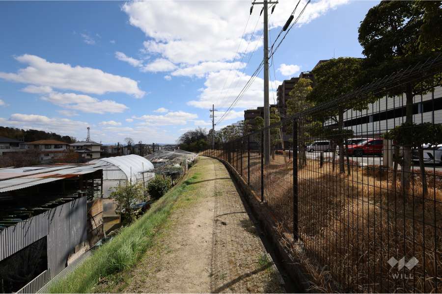敷地東側の里道