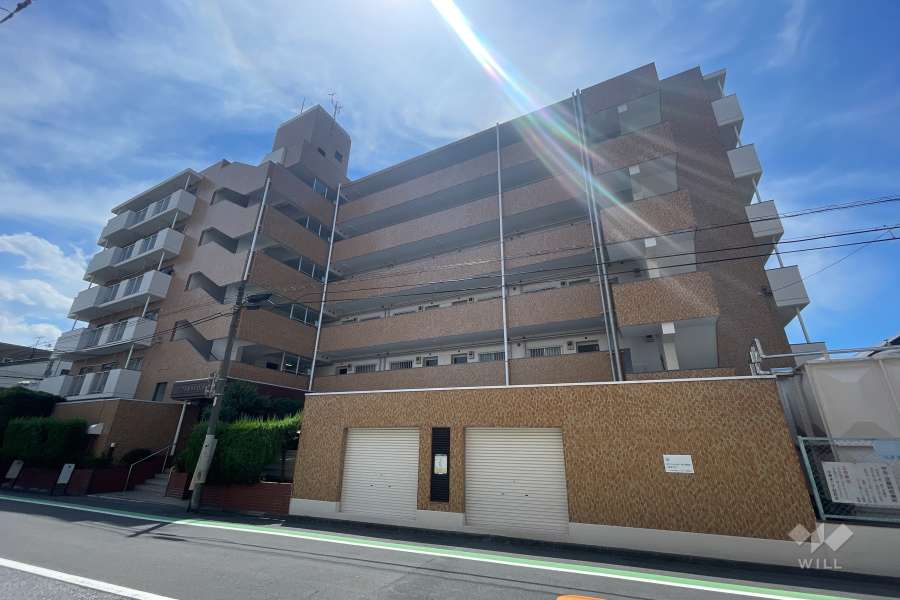 川口中青木第２ローヤルコーポの外観（北東側から）