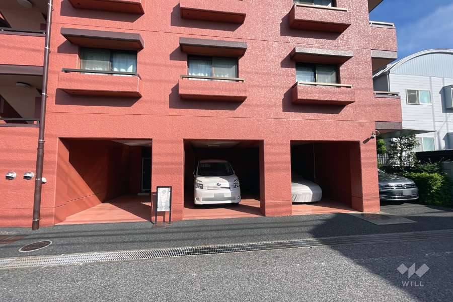 敷地内駐車場（屋外平面式）
