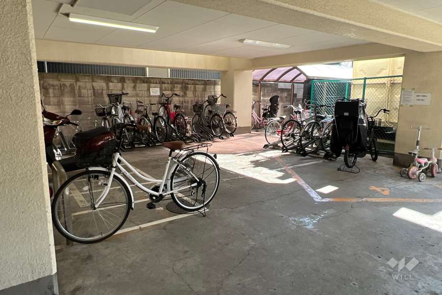 駐輪場・バイク置場（屋根付き）