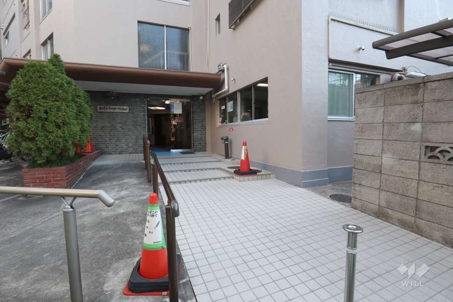 エントランスアプローチ