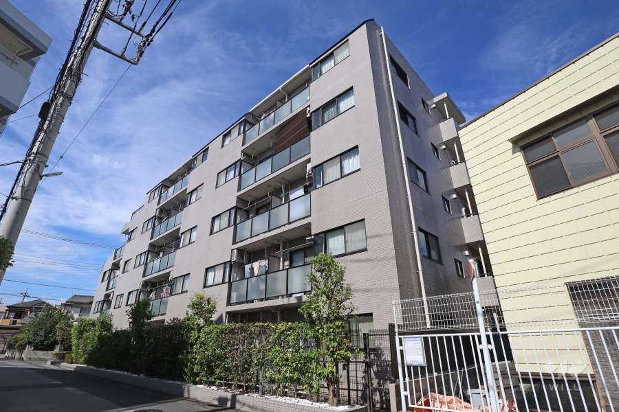 ゼファー川口芝西公園の外観（南西側から）