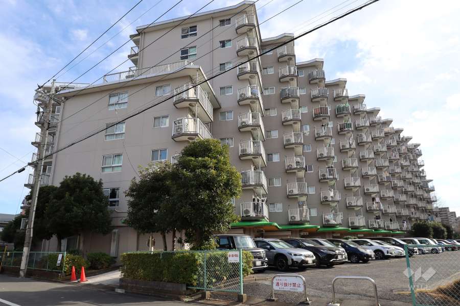 青木町ハイツ1号棟の外観（北西側から）