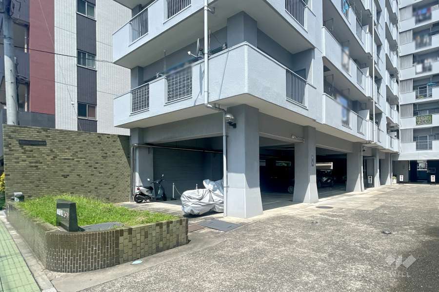 敷地内駐車場（屋内平面式）