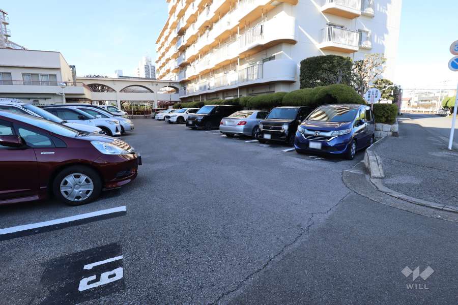駐車場の出入り口