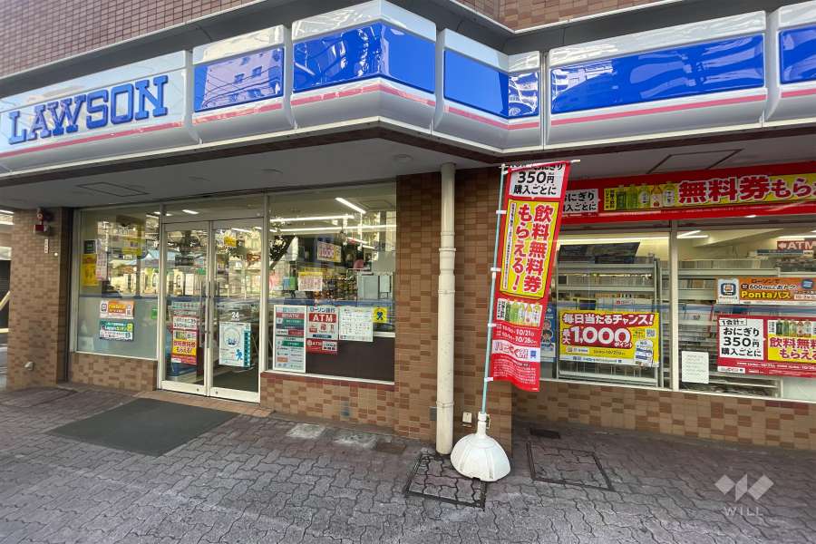 敷地内の店舗