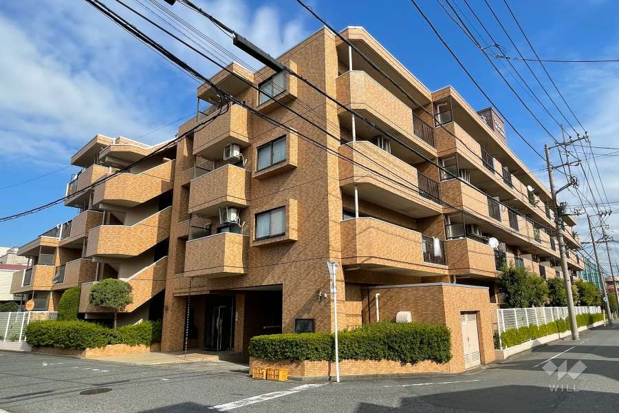 ライオンズマンション川口芝公園第二の外観（南西側から）
