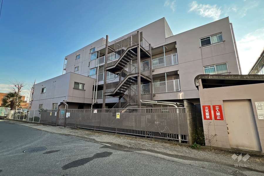 ライオンズマンション川口根岸台の外観（北西側から）