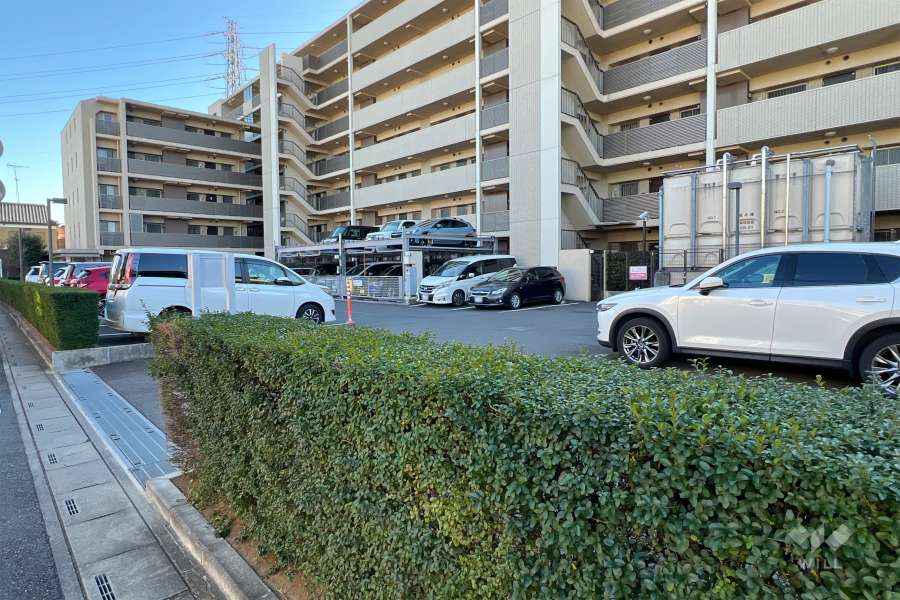 敷地内駐車場（屋外平面式）