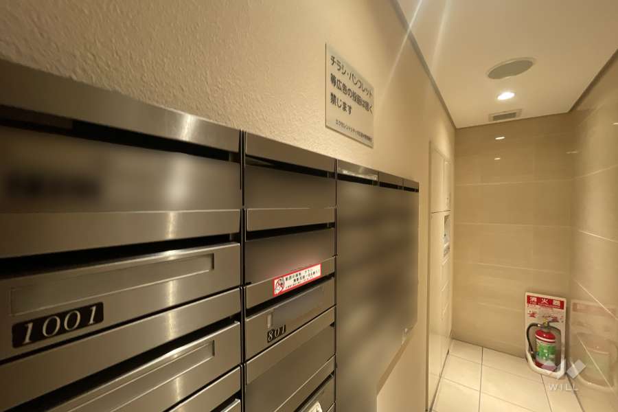 共用ポストと宅配ボックス