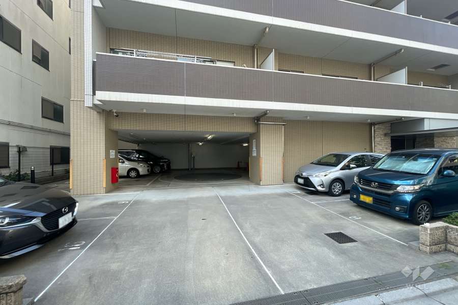 敷地内駐車場（屋外平面式）