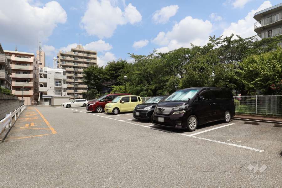敷地内駐車場（屋外平面式）