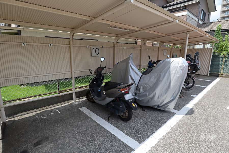 バイク置場