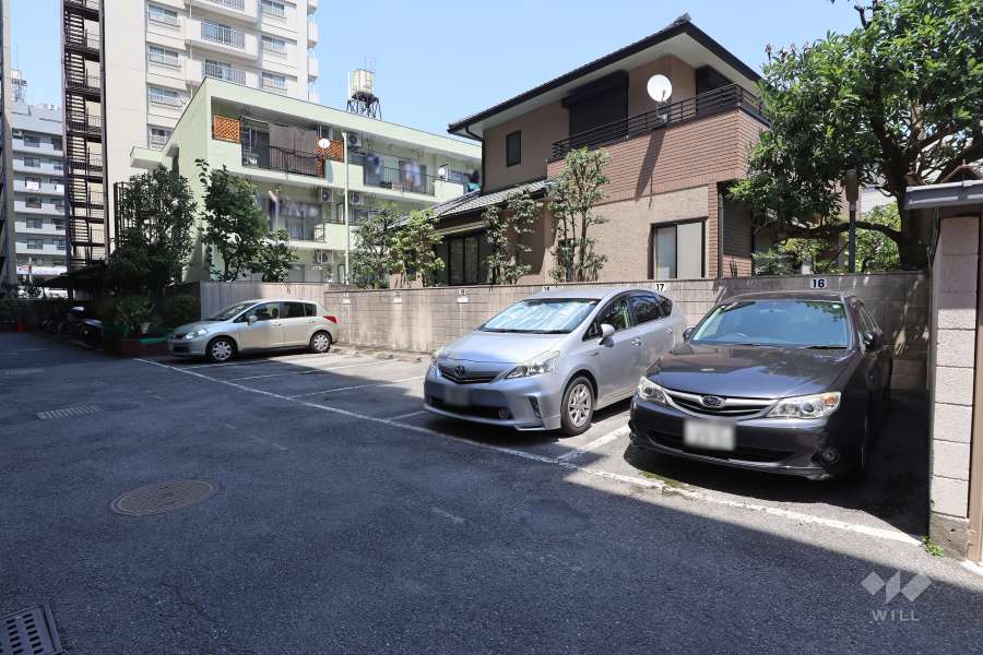 敷地内駐車場（屋外平面式）