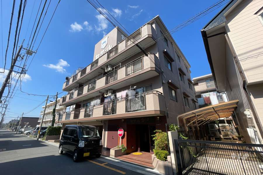 セザール西川口の外観（南東側から）