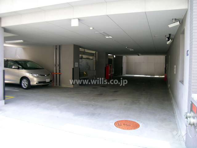 1階部分にある敷地内駐車場