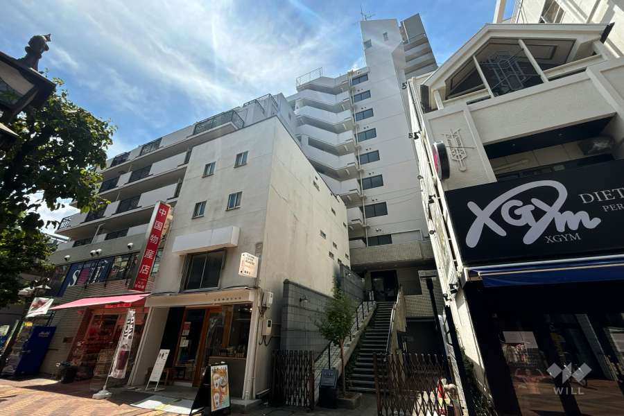 クレール川口プラザの外観（北東側から）