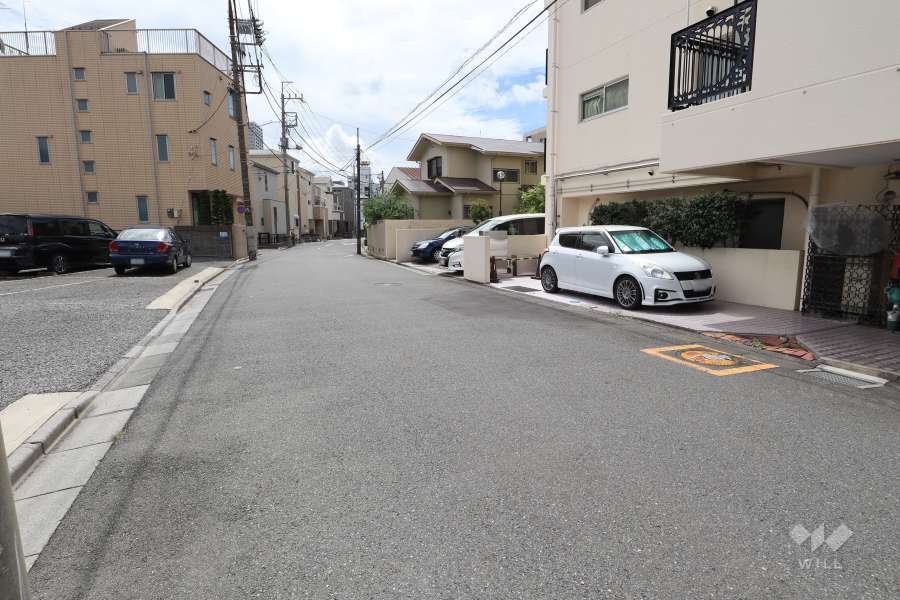 敷地東側の前面道路　