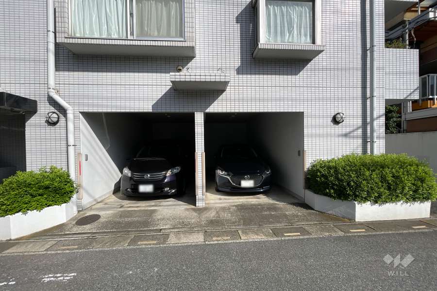 敷地内駐車場（屋内平面式）