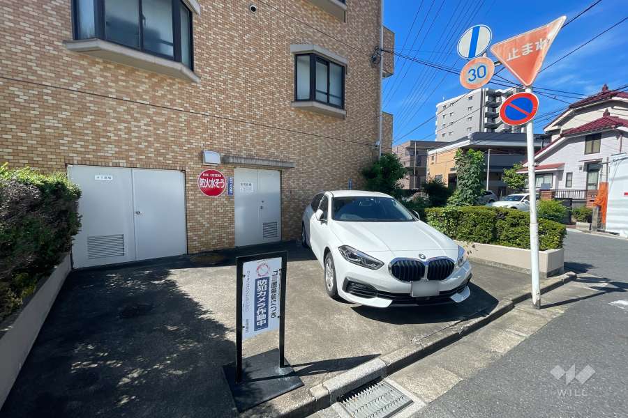 敷地内駐車場（屋外平面式）