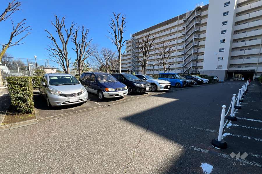 敷地内駐車場（屋外平面式）
