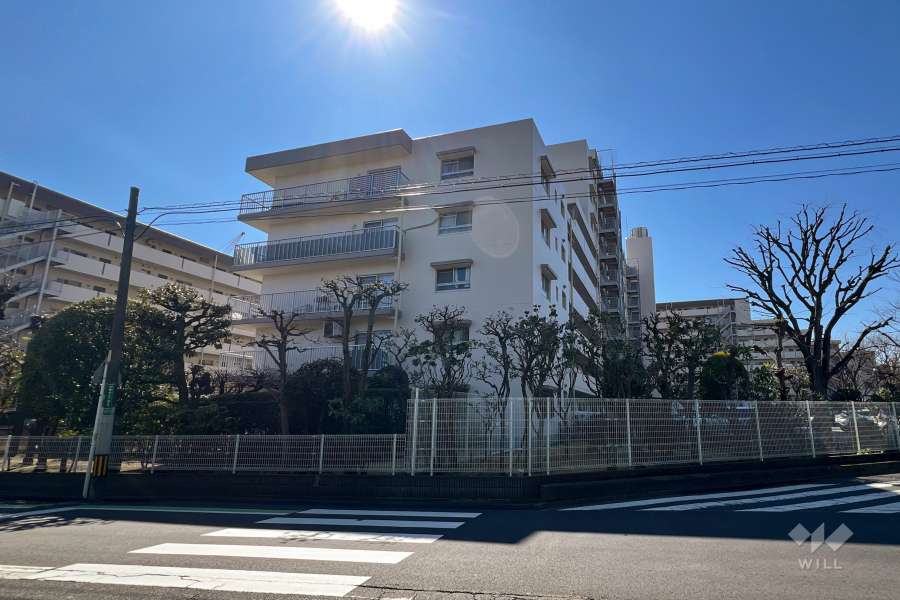 グリーンコーポ川口A棟の外観（北東側から）