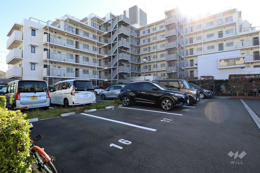 敷地内駐車場（屋外平面式）