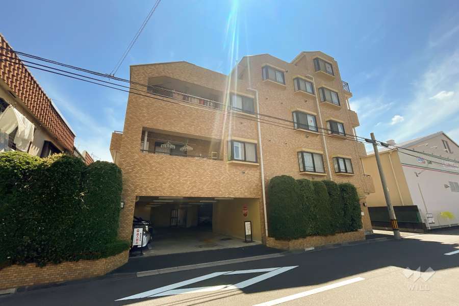 ライオンズマンション川口原町の外観（北西側から）