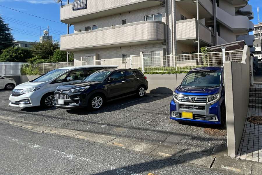 敷地内駐車場（屋外平面式）