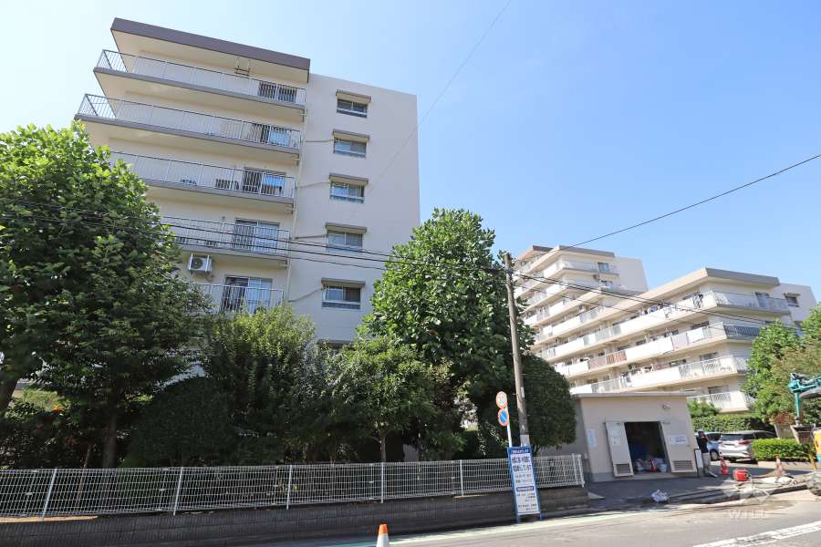 グリーンコーポ川口の外観（東側から）
