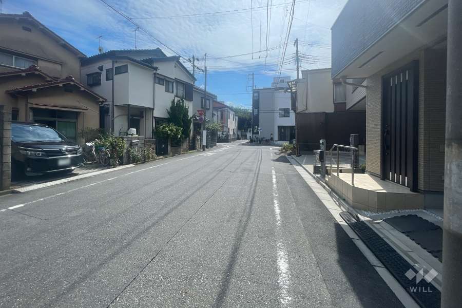 敷地北西側の前面道路　