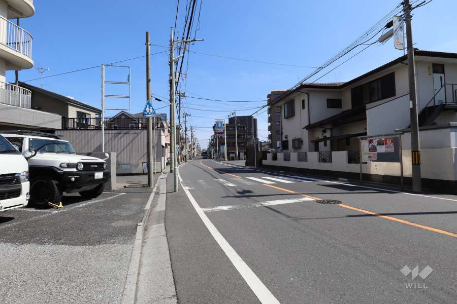 敷地南側の前面道路　