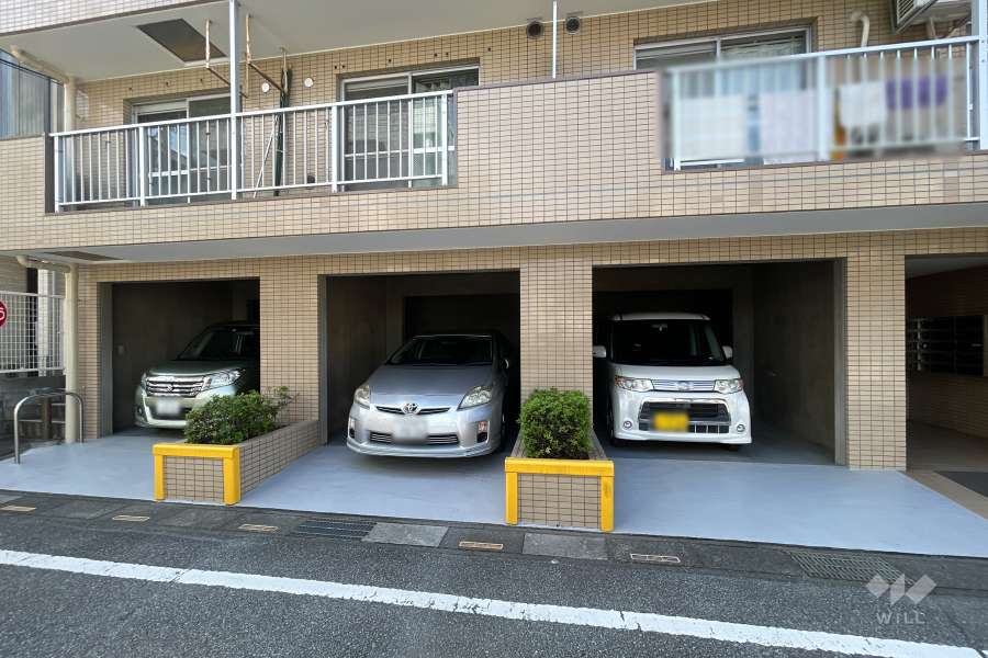 敷地内駐車場（屋内平面式）